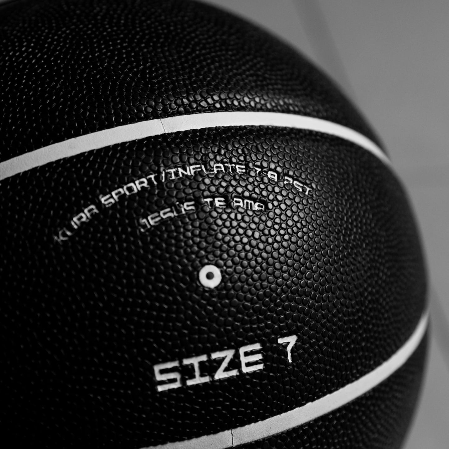 KURA Basketball (Size 7)